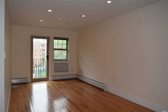 Building Photo - 30-84-84 29th St