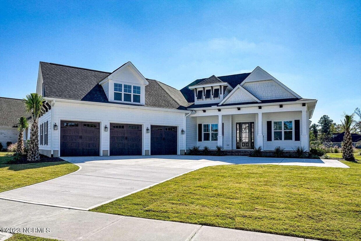 Foto principal - 5309 Barcroft Lake Dr