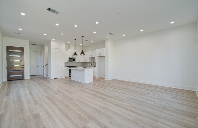 Foto del edificio - 4425 Providence St
