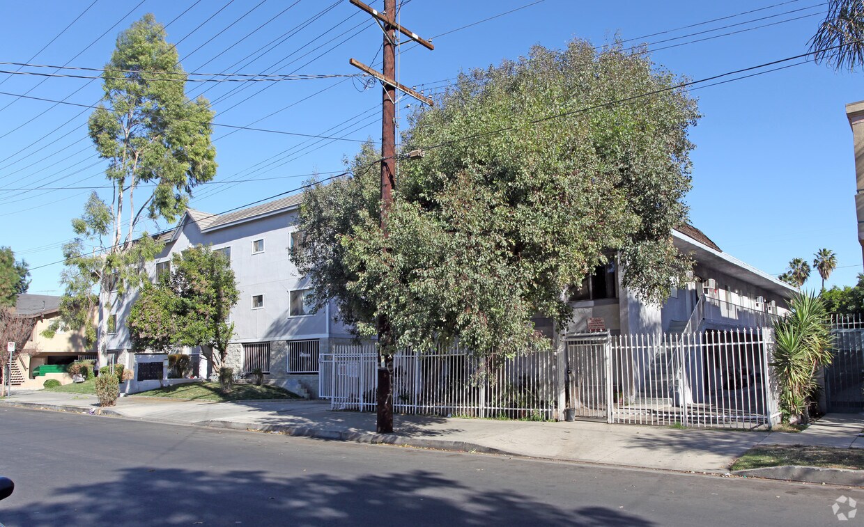 Primary Photo - 7336 Eton Ave
