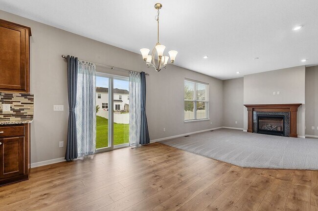 Building Photo - 18109 Glacier Wy