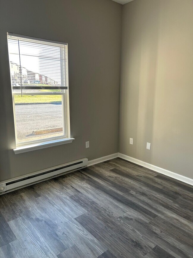 Foto del edificio - 236 Wray Ct