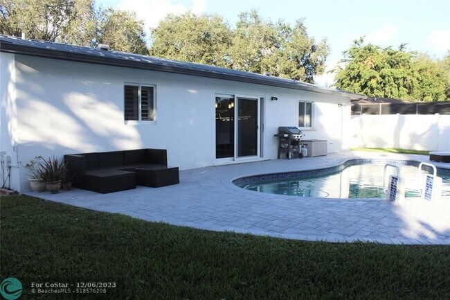 Foto del edificio - 10334 SW 50th St