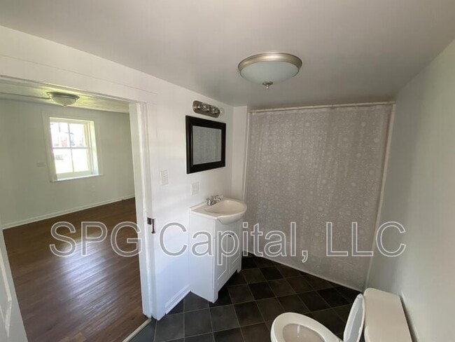 Foto del edificio - 34 E York St