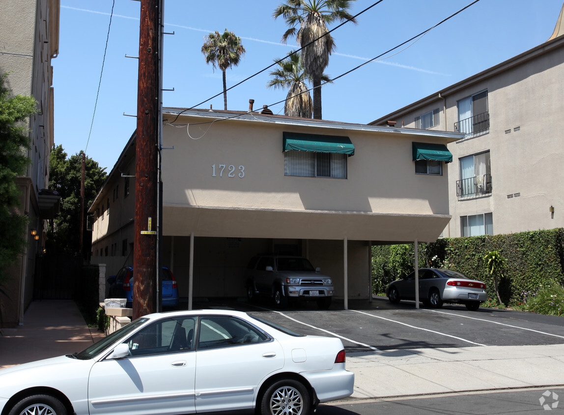 Building Photo - Lido Apartments - 1723 Corinth