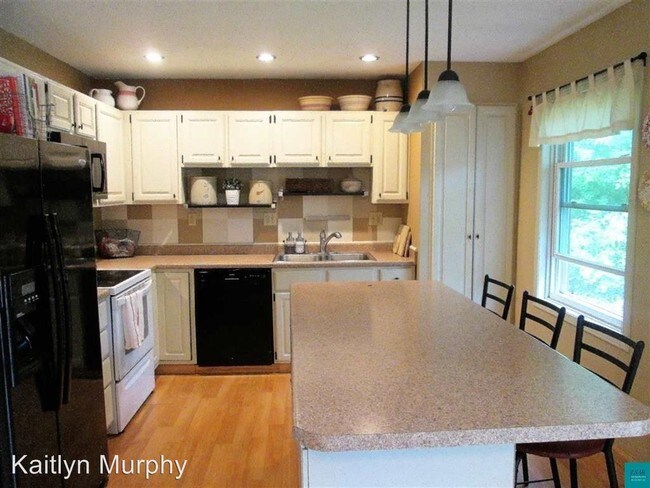 Building Photo - 4 br, 3 bath House - 4131 Colorado Street