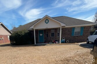 Building Photo - 1237 Dharahn Dr
