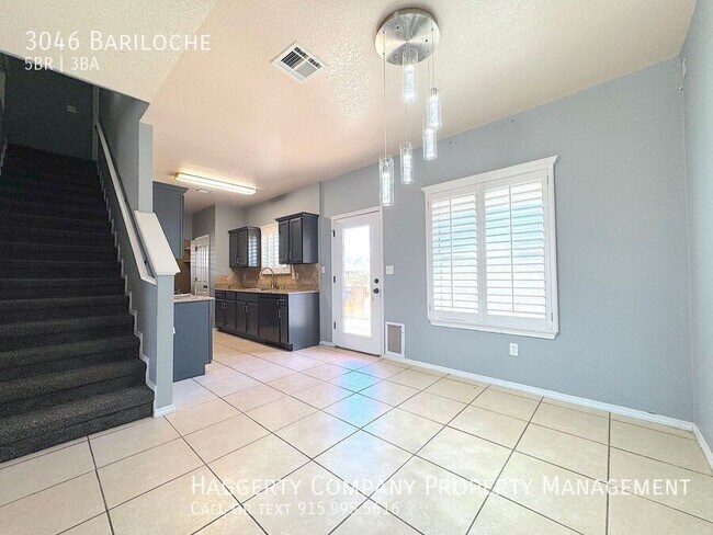 Building Photo - 3046 Bariloche-