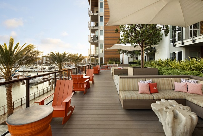 Building Photo - AMLI Marina Del Rey