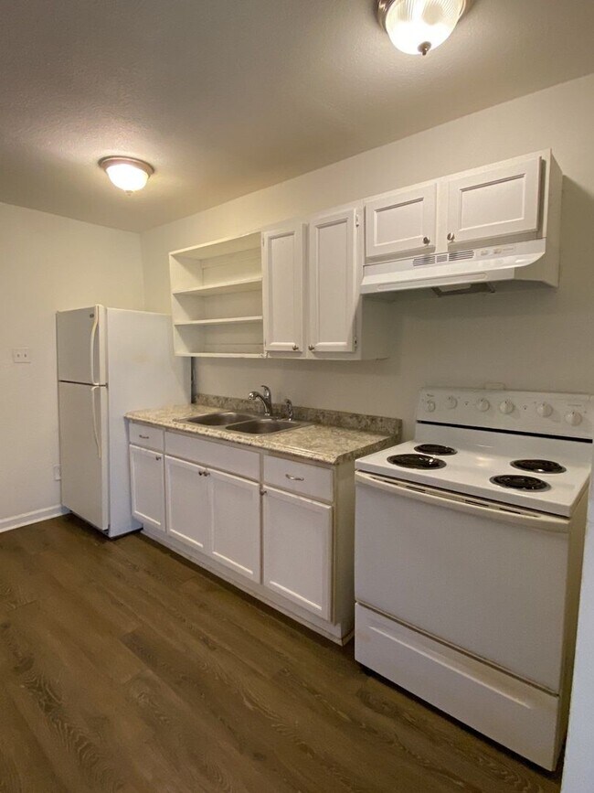 Building Photo - 5523 Avenue O 1/2