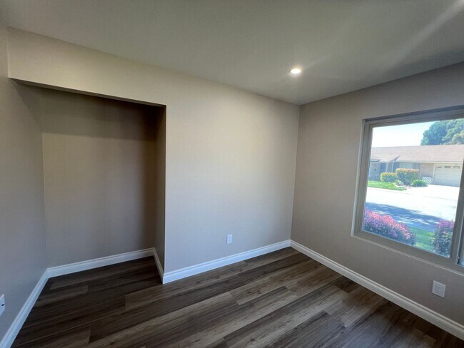 Foto del edificio - The Popular El Dorado model updated in Leisure Village