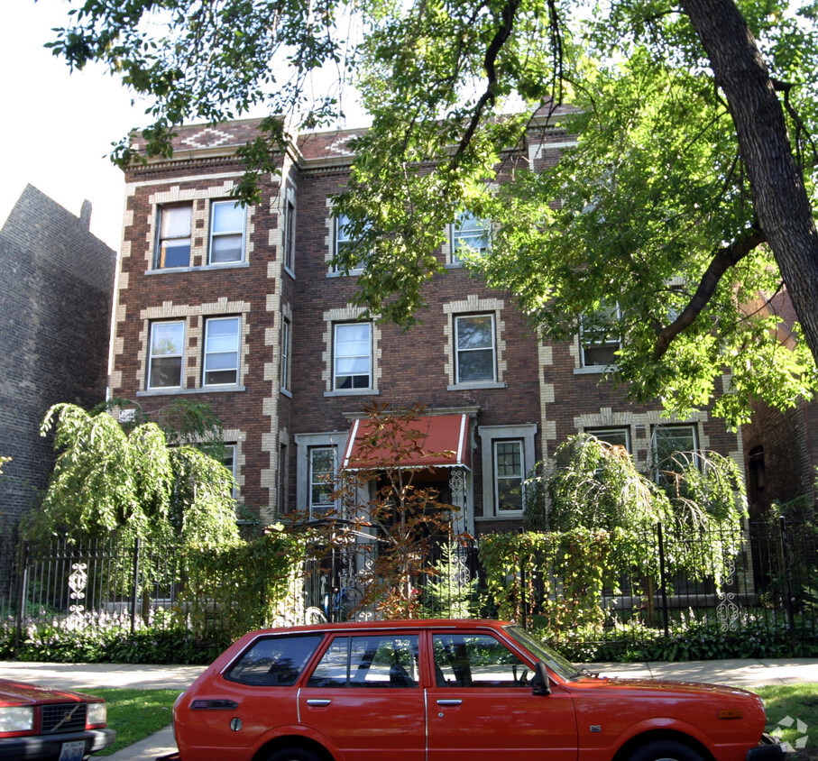 Building Photo - 1523-1525 N Wicker Park Ave