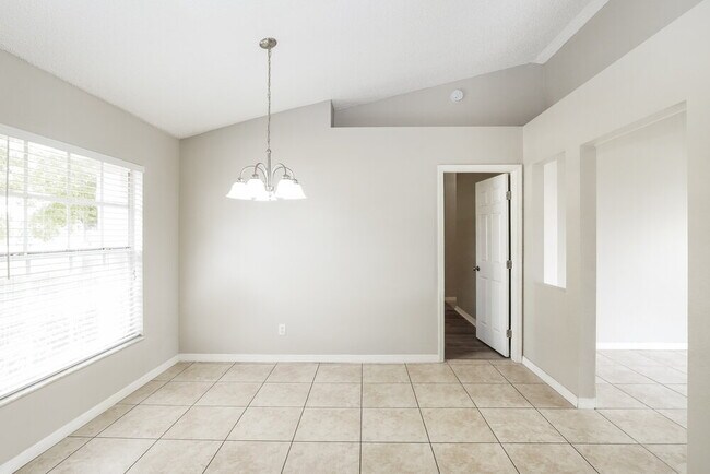 Building Photo - 112 Alta Vista Ct