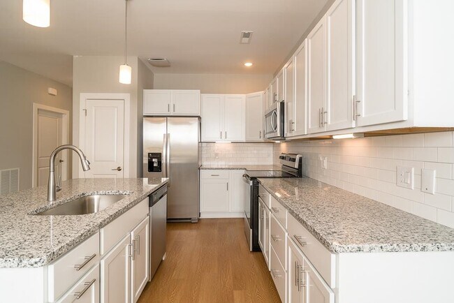 Foto del edificio - 1588 Port Hills Dr