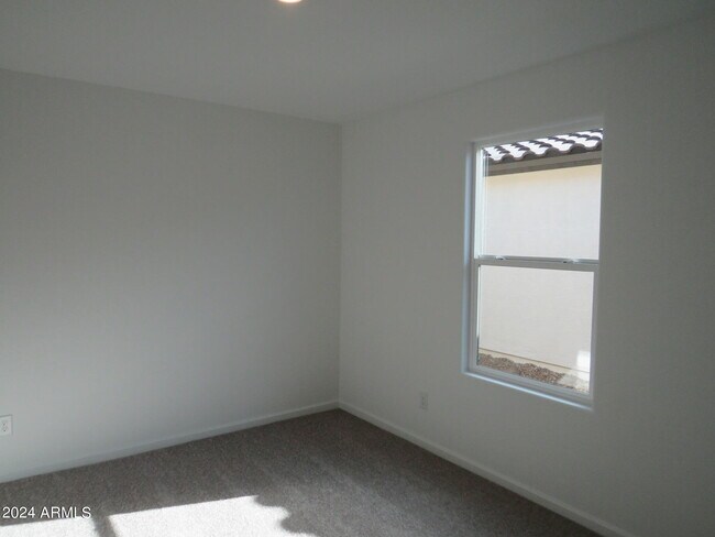Building Photo - 1456 W Toltec Dr