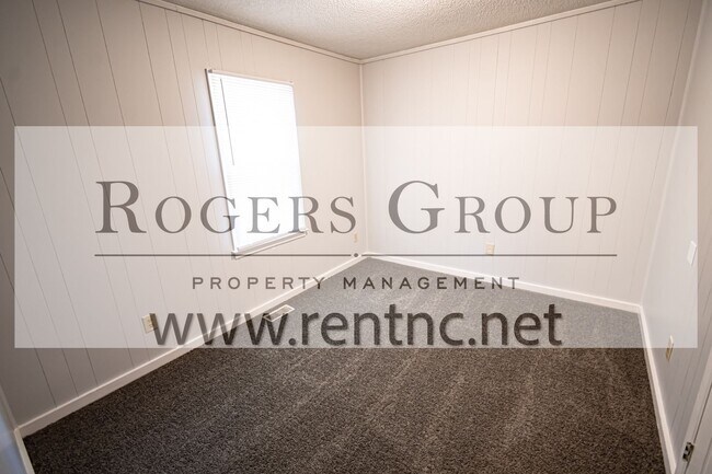 Building Photo - #316 - 224-226 Crozier St Duplex