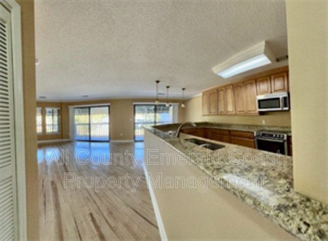 Building Photo - 206 Westlake Ct