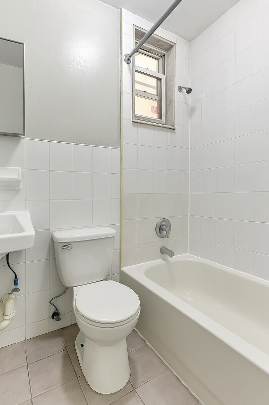 Foto del edificio - 1535 72nd St