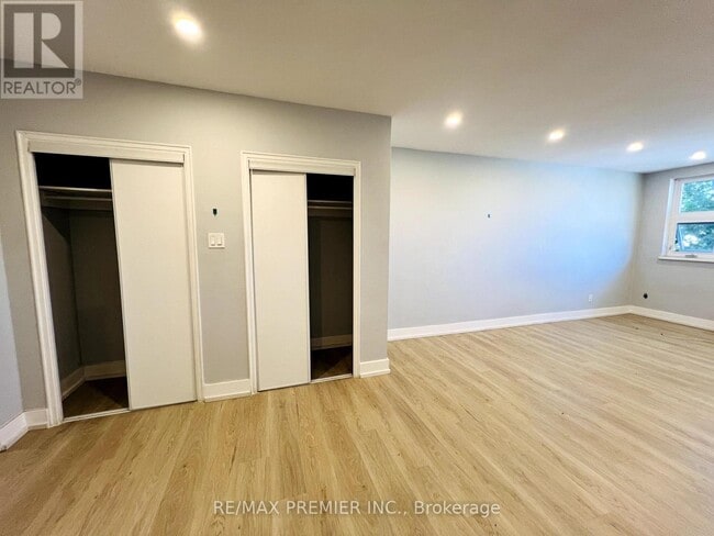 Building Photo - 3046-3046 Jaguar Valley Dr