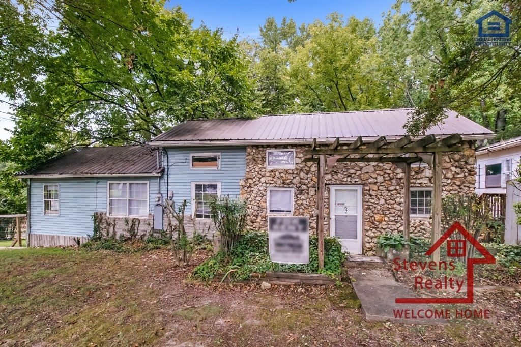 Primary Photo - 621 Murray Rd NW