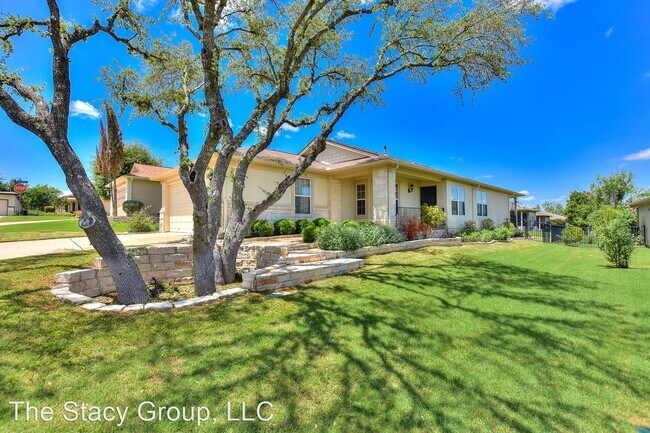 Building Photo - 3 br, 2 bath House - 305 Barrington Farm Ct