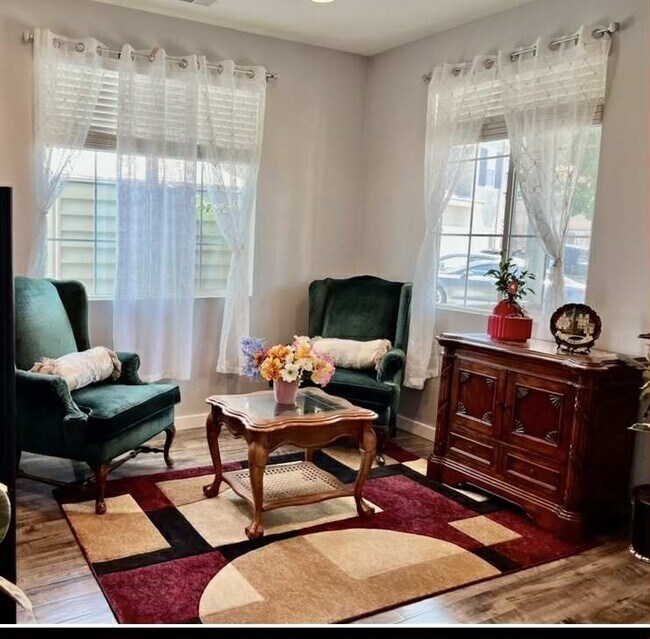 Foto del edificio - 31509 Tuberose Rd