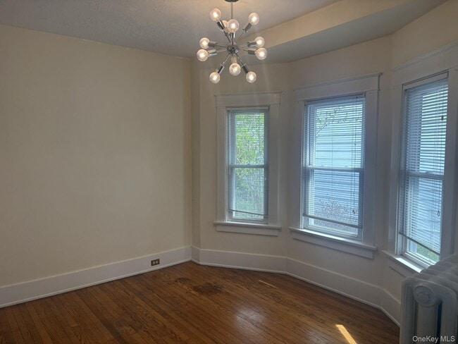 Building Photo - 48 Ferris Pl