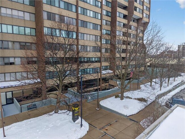 Foto del edificio - 750 Washington Rd