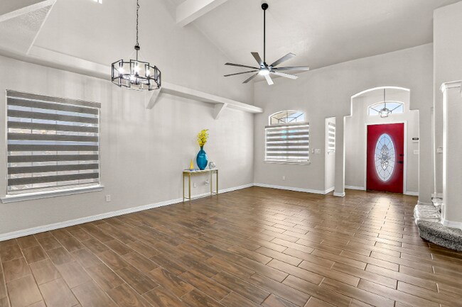 Building Photo - 3121 Tierra Paola Ln