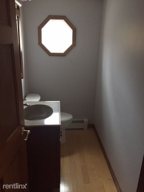 Foto del edificio - 2 br, 1.5 bath Duplex - 191 Coleman Ave