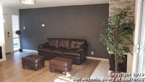 Foto principal - 11311 Sir Winston St