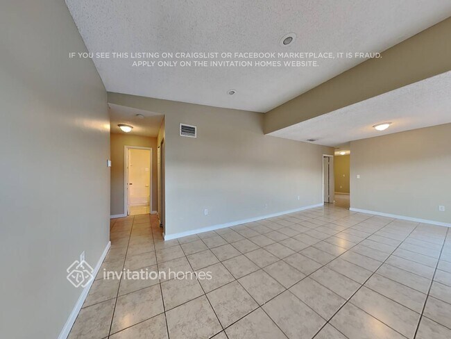 Building Photo - 1633 SW 138th Pl