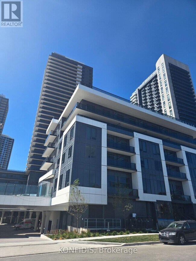 Photo du bâtiment - 5105-5105 Hurontario St