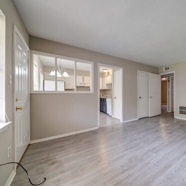Building Photo - 3636 Spottswood Ave