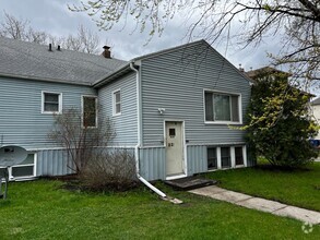 Building Photo - 2121 9th Ave S