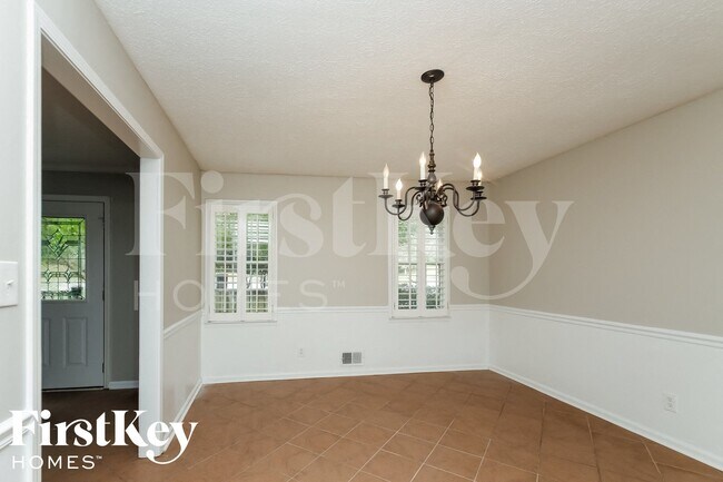 Foto del edificio - 4042 Hampton Ct