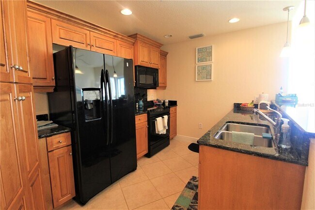 Foto del edificio - 501 Haben Blvd