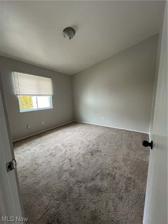 Building Photo - 515a Zahn Dr