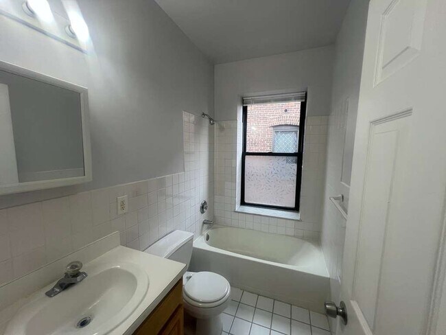 Foto del edificio - 279 Mt Prospect Ave