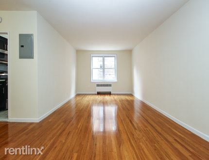 Foto del edificio - 2 br, 1 bath Apartment - 6456 Booth St