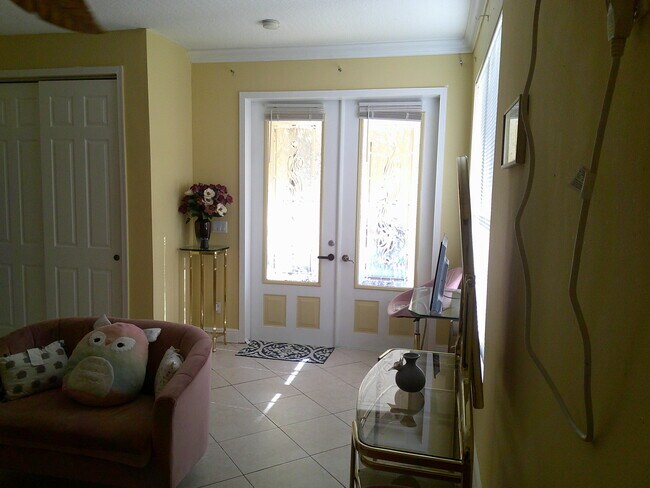 Foto del edificio - 6425 Royal Palm Beach Blvd
