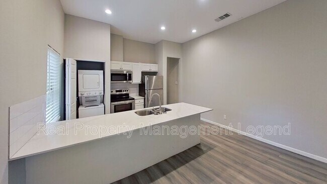 Foto del edificio - 5125 Eastside Ave