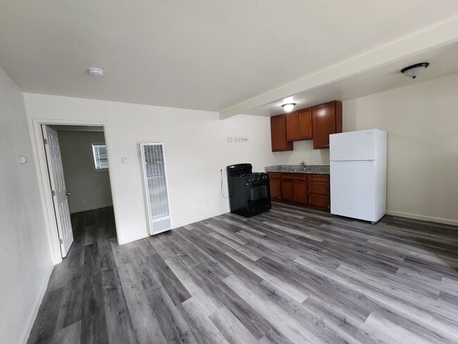 Photo - 5626 53rd St #4 - Sacramento 95824 Apartment