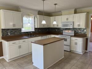 Building Photo - 4010 Nantucket Cir