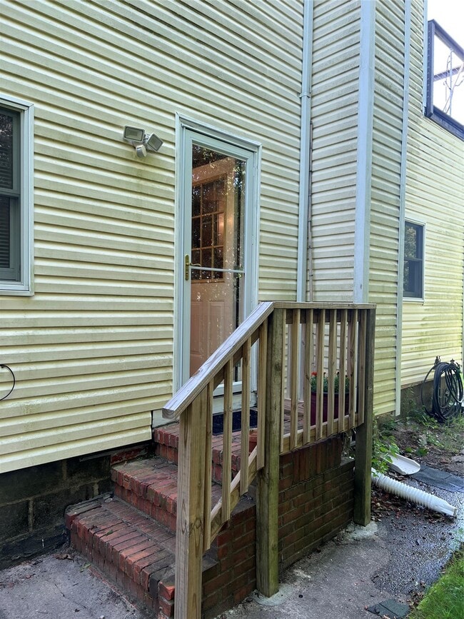 Building Photo - 37 Culross Dr