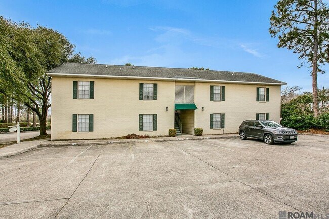 Foto del edificio - 9855 Jefferson Hwy