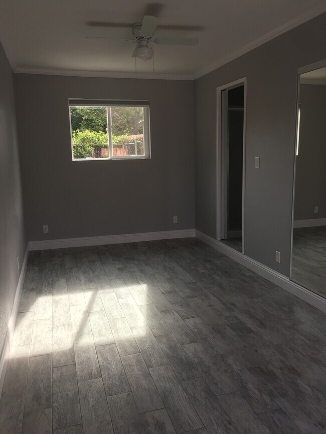 Building Photo - 1586 5th St