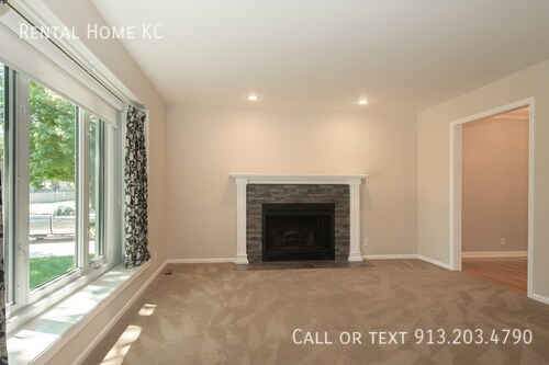 Foto del edificio - 15118 W 83rd St