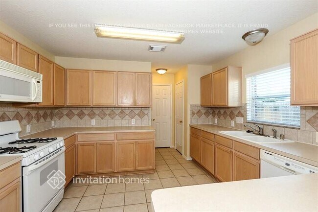 Foto del edificio - 21407 Somerset Park Ln