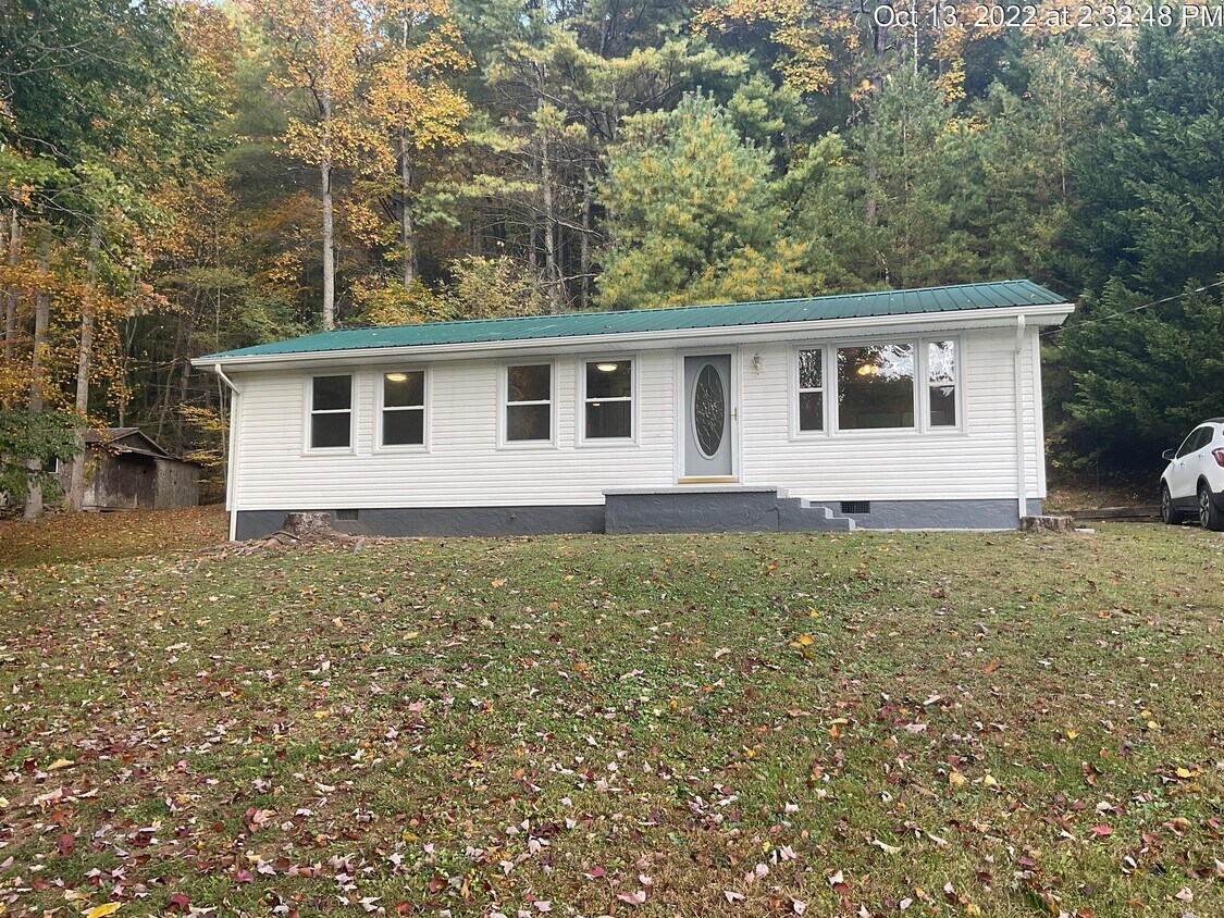 Primary Photo - 144 Honeycutt Rd